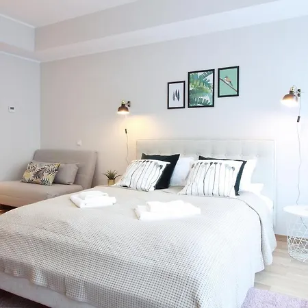 Goodson & Red Pronksi Apartamento *
