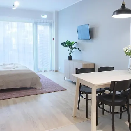 Apartment Goodson & Red Pronksi Tallinn