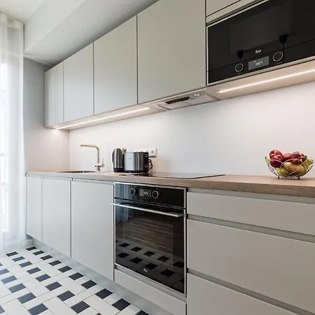 Apartment Goodson & Red Pronksi Tallinn