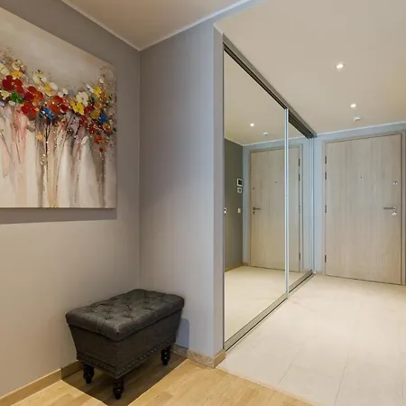Goodson & Red Pronksi Apartamento
