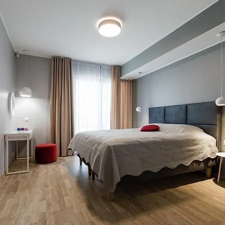 Apartment Goodson & Red Pronksi Tallinn